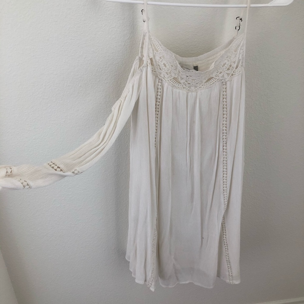 Fall 🍂 Lauren Conrad Off shoulder Dress